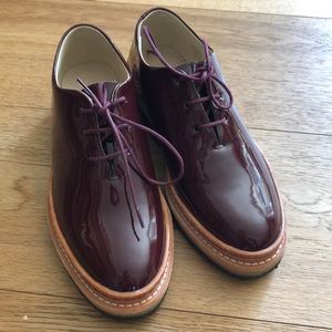 Excellent condition burgundy patent shoes